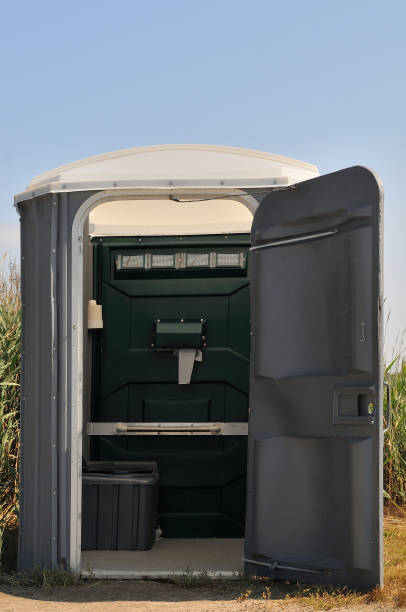 Best Luxury portable toilet rental  in Dallas Center, IA
